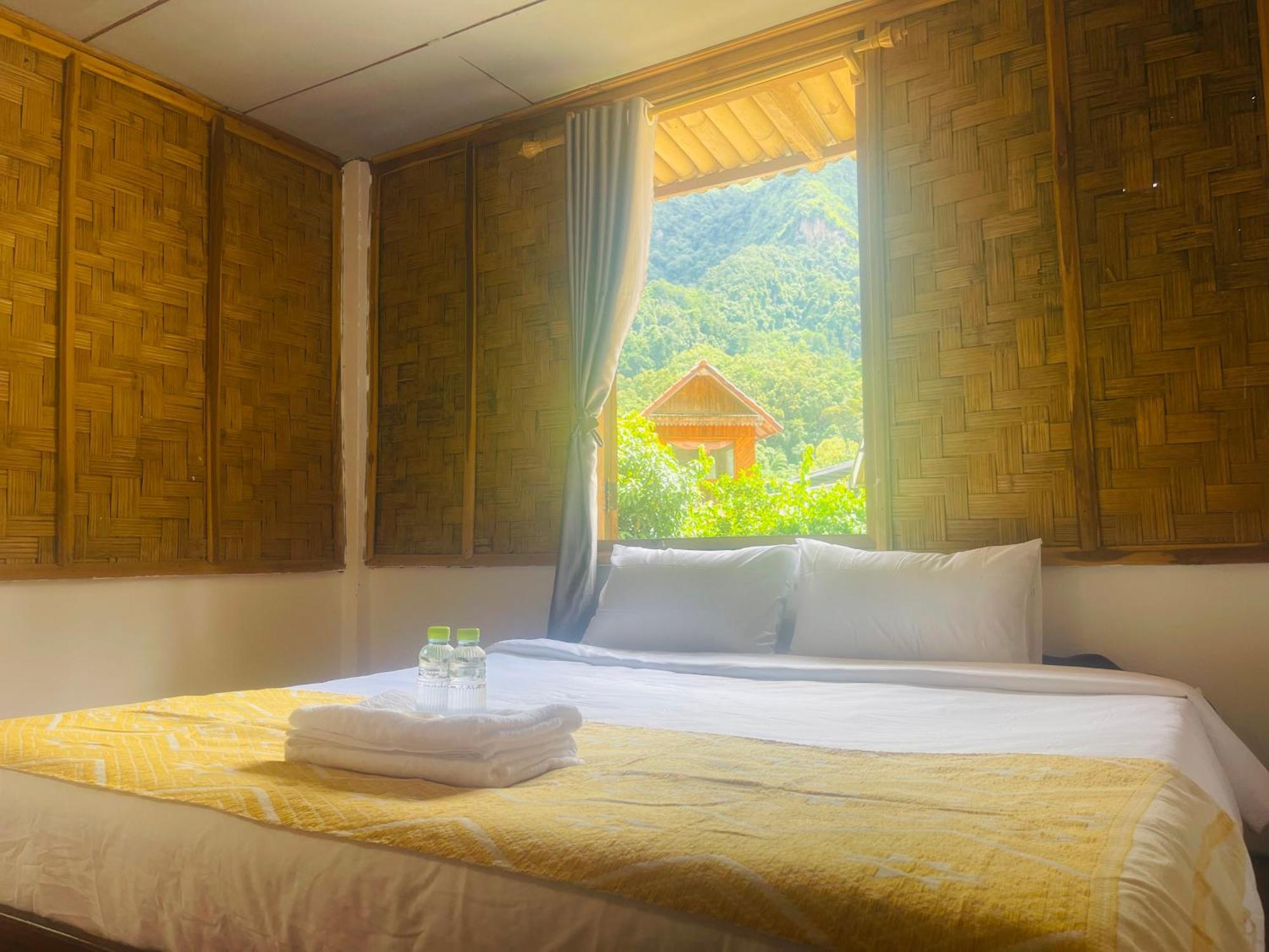 Nong Khiaw Ing Ing Mountain View Bed and Breakfast Eksteriør billede