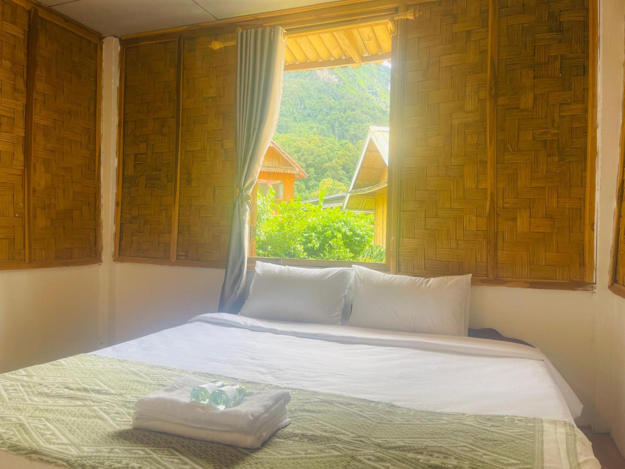 Nong Khiaw Ing Ing Mountain View Bed and Breakfast Eksteriør billede