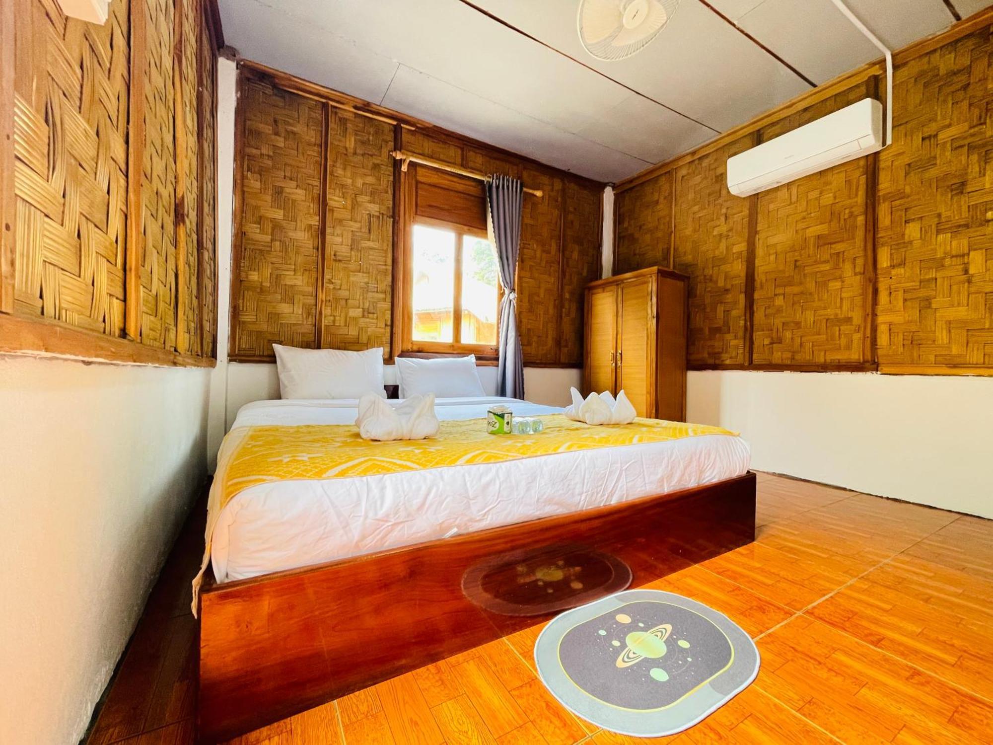 Nong Khiaw Ing Ing Mountain View Bed and Breakfast Eksteriør billede
