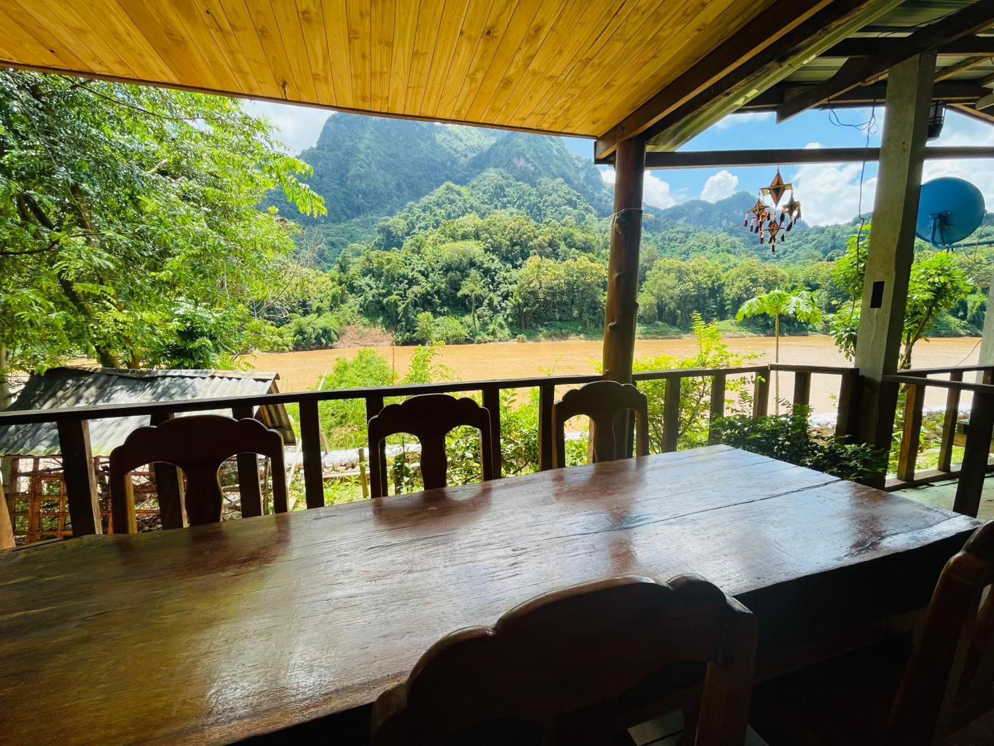 Nong Khiaw Ing Ing Mountain View Bed and Breakfast Eksteriør billede